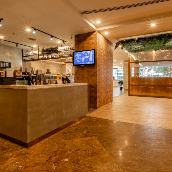Armada Hotel Coffee House & Kitchen Cafe Booth Counter