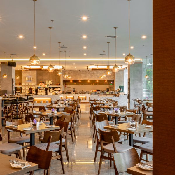 Armada Hotel Coffee House & Kitchen Main Dining01