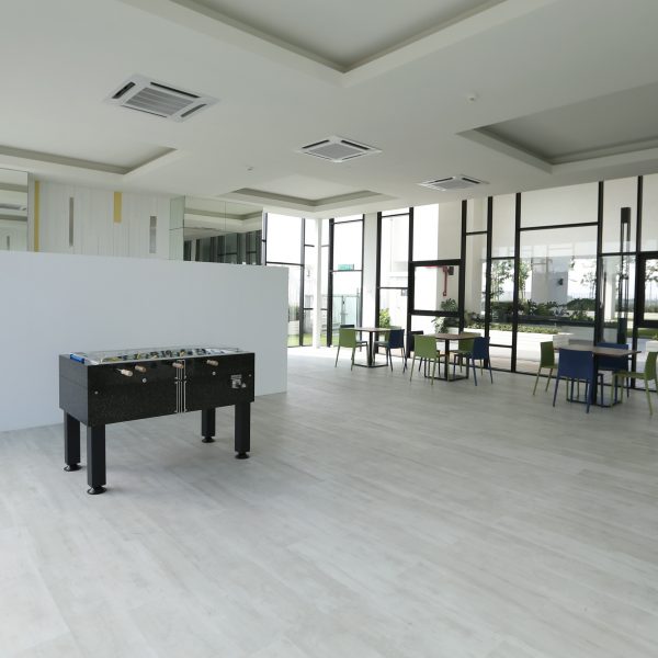 GAMES ROOM 1