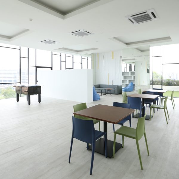 GAMES ROOM 5